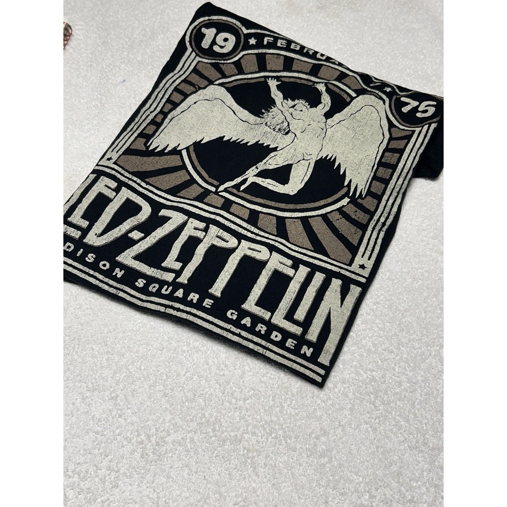 Led Zeppelin Madison Square Garden February 7  1975 Graphic Tee T-Shirt VINTAGE